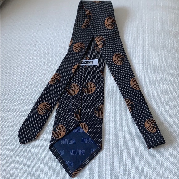 MOSCHINO TIE ✖️🔴SOLD🔴✖️ - Picture 6 of 7